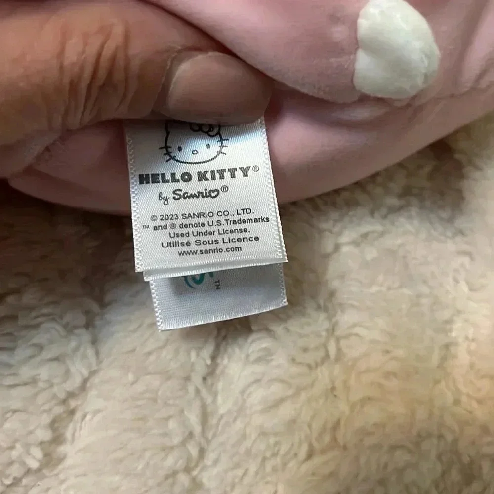 Hello Kitty Squishmallows